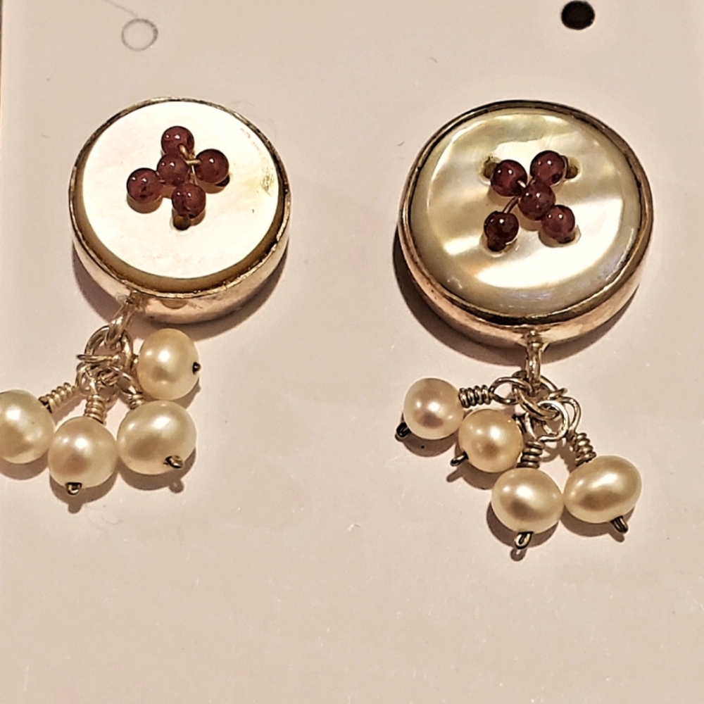 Little Rubie Shell and Pearl Earrings